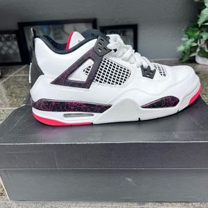 Jordan retro 4s